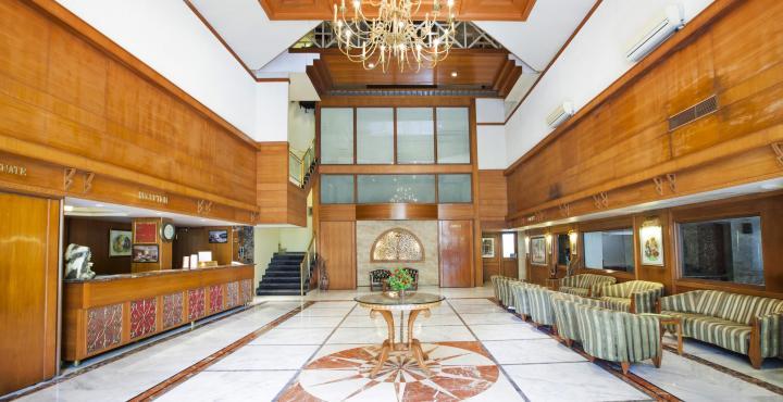 Comfort Inn President Near Ahmedabad Junction Station Экстерьер фото